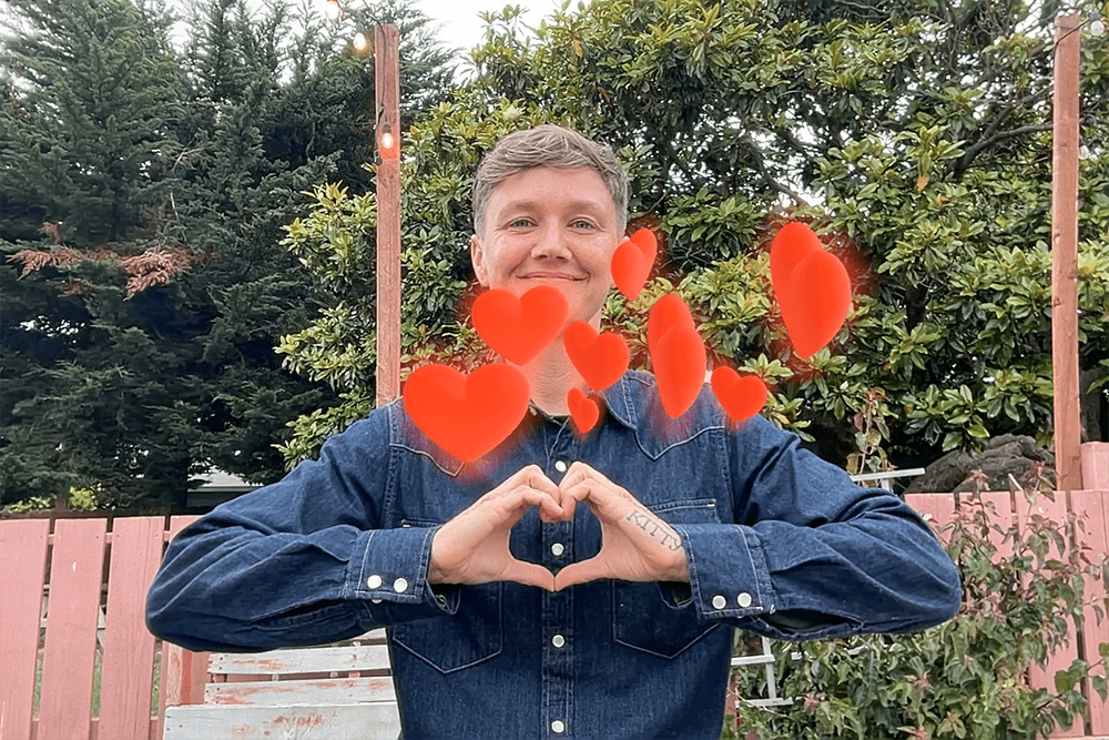 macos-sonoma-video-gesture-hearts.png